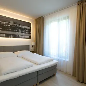 Hotel Adeba Plus